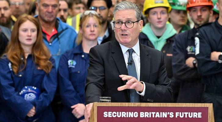 UK to build attack subs as part of major defence review