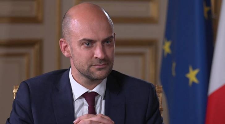 France says Iran sanctions hinge on release of detained citizens