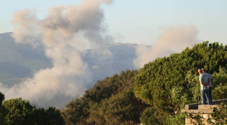 'Israeli' airstrikes hit southern Lebanon, casualties reported