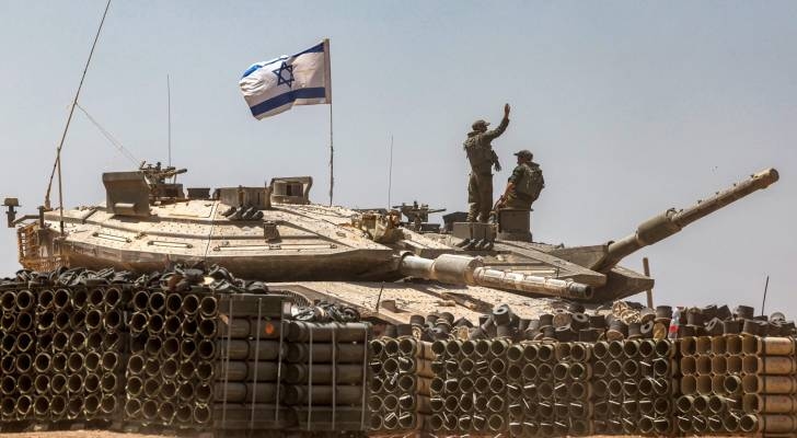 'Israel' to submit new Gaza withdrawal maps amid hopes for captive deal