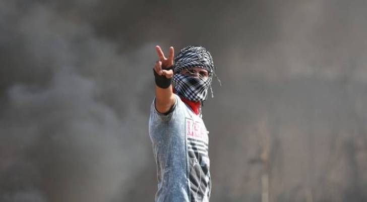 'Israeli' military bans face coverings across West Bank