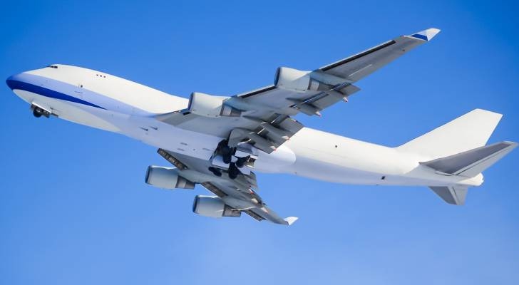 Russian rescuers find missing plane in flames in far east