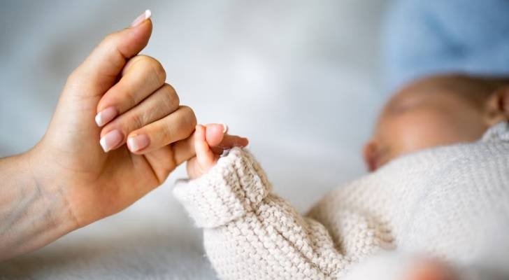 Breastfeeding rates plummet in Jordan, prompting support efforts