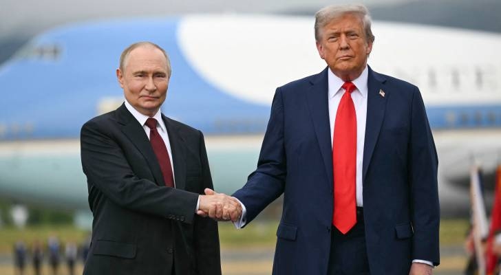 VIDEO: Trump, Putin shake hands ahead of high-stakes summit