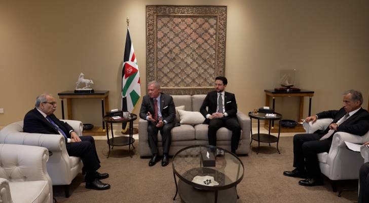 King meets with Lebanon PM, affirms Jordan's support for Lebanese people