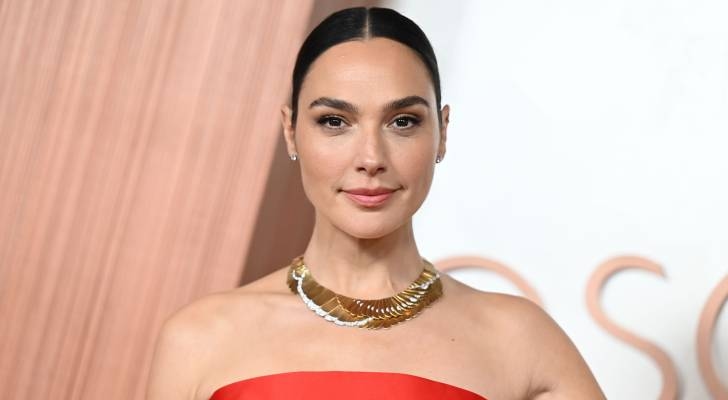 'Israeli' Gal Gadot says she's 'alright' as actress