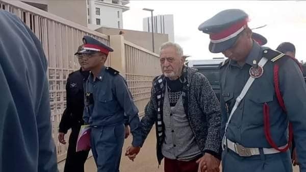 الرئيس التونسي الأسبق يدعو للإفراج عن محمد زيان ويصفه بـ'المناضل السلمي'