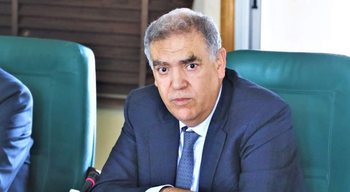 الداخلية تجرد خطوات 'تحسين' أوضاع موظفي الجماعات