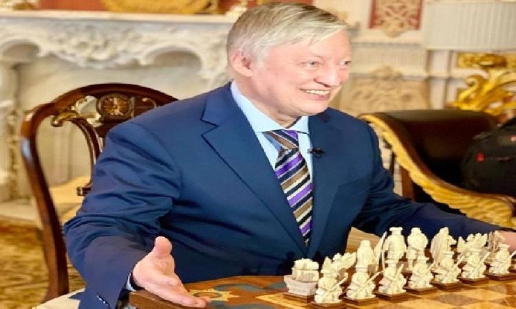 'معهد هندسة المعلومات' ينظم الدوري الدولي للشطرنج ويكرم الأسطورة اناطولي كاربوف