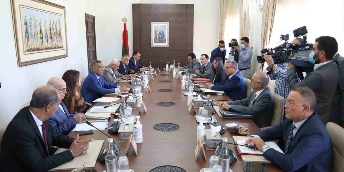 أخنوش يستعد للقاء النقابات والمقاولات قبل فاتح ماي