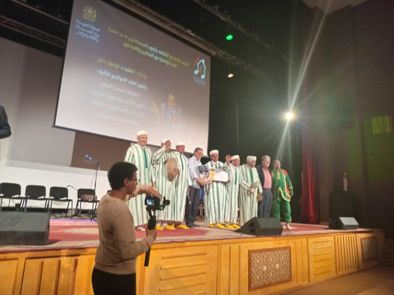 المهرجان الرابع لـ'عرس الصحراء' يحقق نجاحًا باهرا بسلسلة فعاليات ثقافية وفنية متميزة