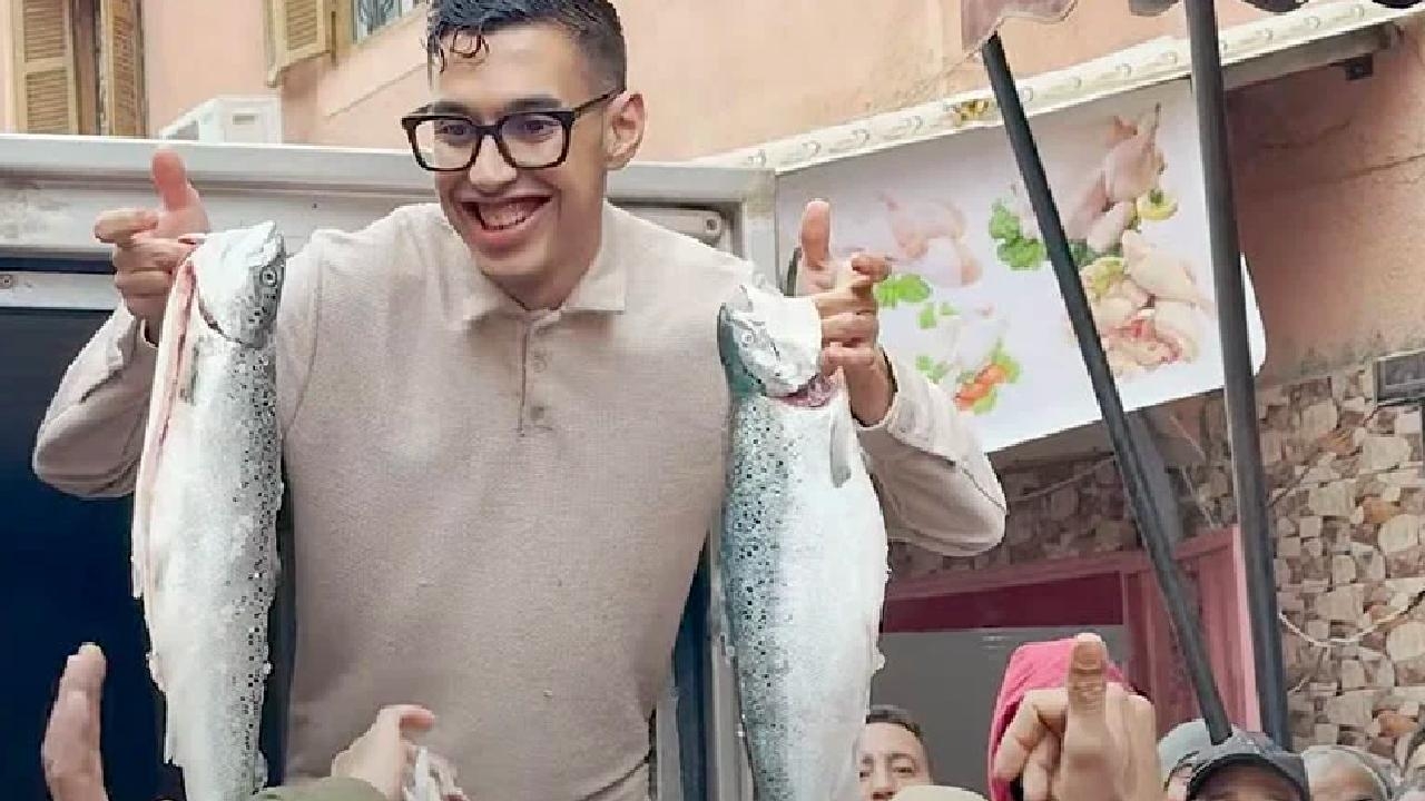 مراكش: توقيف 'عبد الإله مول الحوت' بعد مشادة مع رجال الأمن وادعاءات بالنفوذ