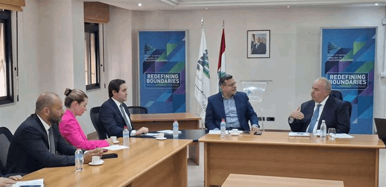 وزير الاتصالات اجتمع مع مسؤول ستارلينك.. هذا ما تمّ بحثه
