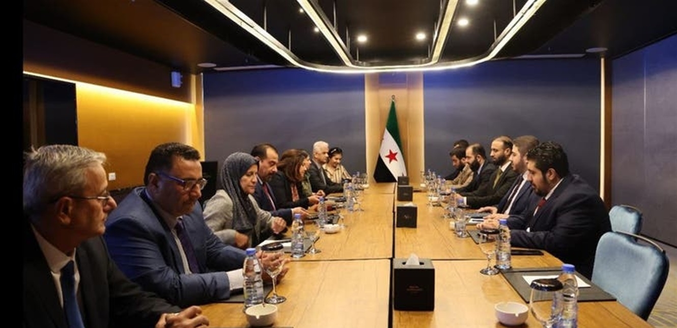 أجواء إيجابية خيمت على لقاء قسد ودمشق.. مسؤول يؤكد