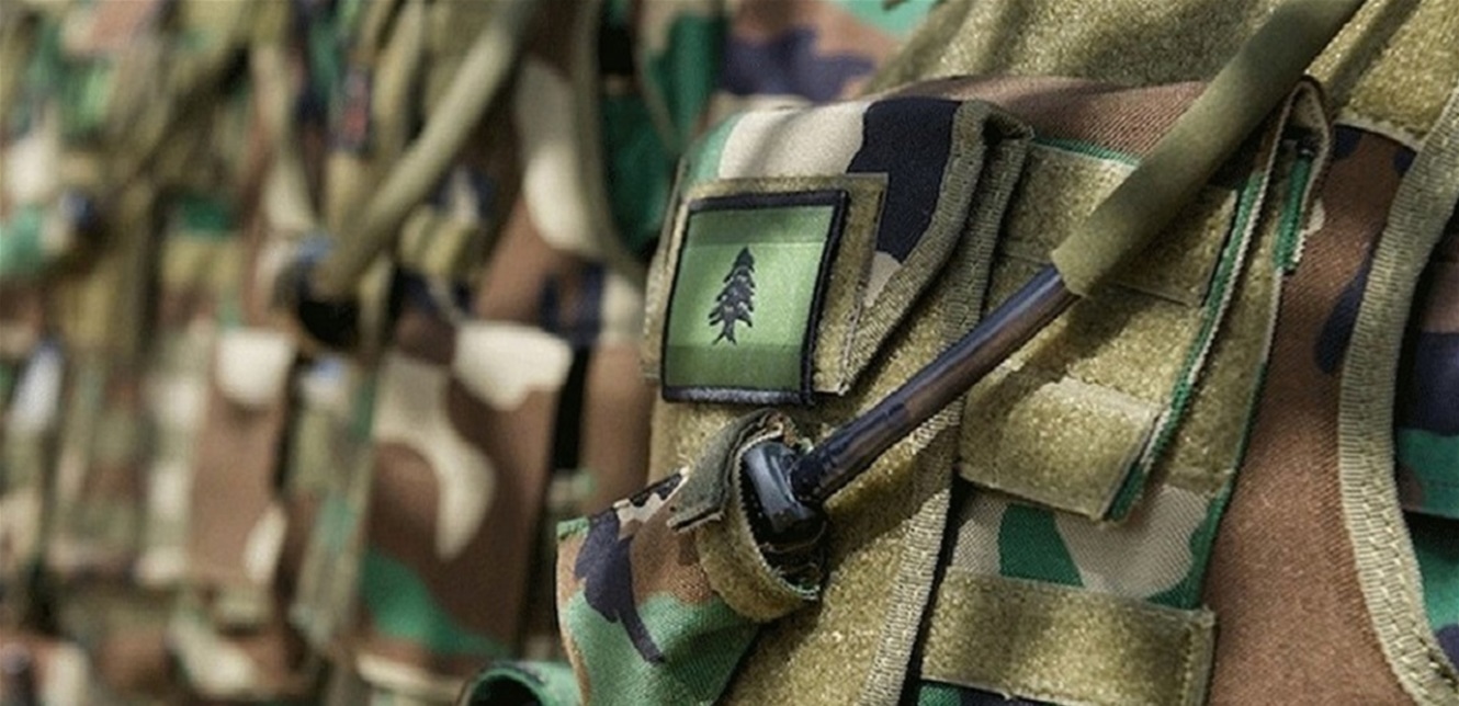 الجيش يوقف أحد المسلحين الذين ظهروا خلال إحدى المناسبات في بيروت