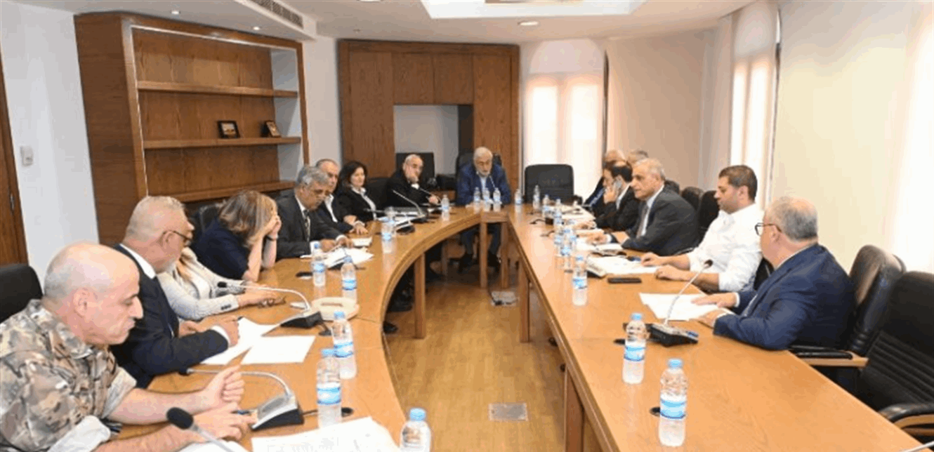 لجنة الدفاع والداخلية تقرّ احتساب خدمة العلم في القطاع العام