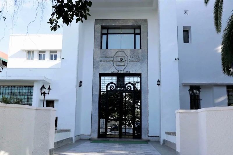 صفقات بالملايين تُشعل سباق الحراسة والنظافة بالصحة