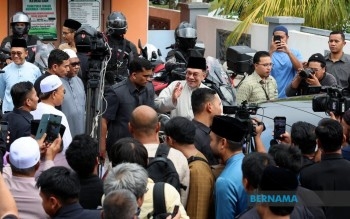 Anwar To Contact Thai PM Over Thailand-Cambodia Border Dispute