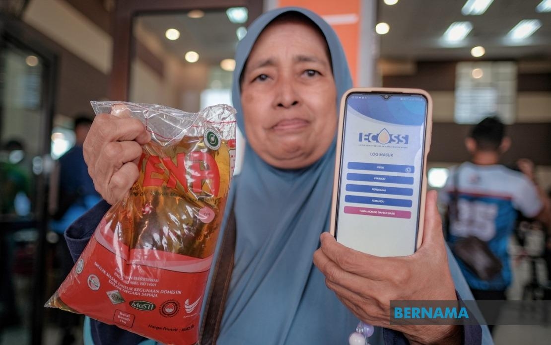Mobile ECOSS Taps National Database To Stop Subsidised Cooking Oil Abuse