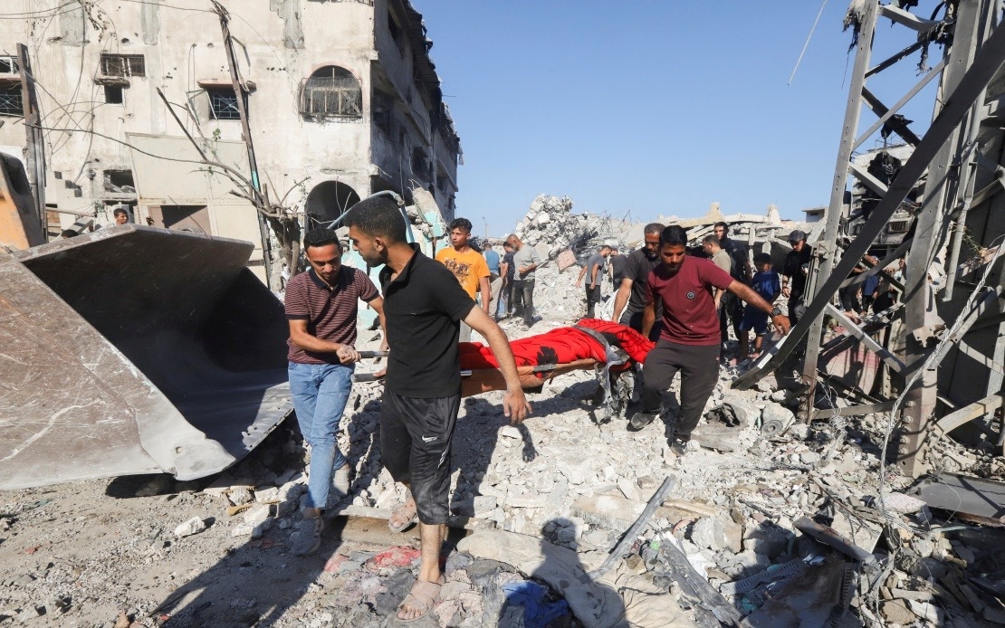 Israeli Air Strikes Kill 12 Civilians In Gaza