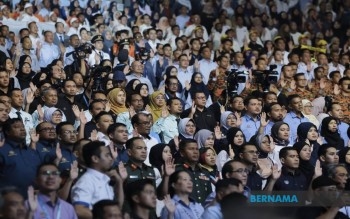 Govt To Review Mandatory Retirement Age Under 13MP
