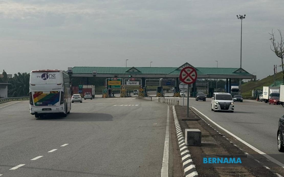 Ayer Hitam Toll Plaza Fully Reopened