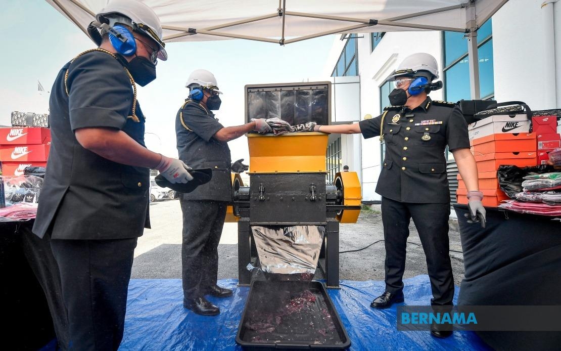 Selangor KPDN Disposes Over RM3.5 Mln Worth Of Seized Counterfeit Goods