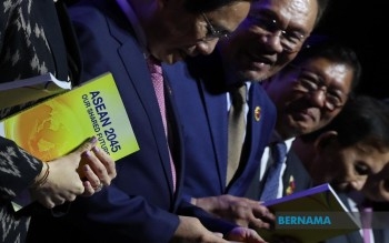 Kuala Lumpur Declaration Sets Long-term Strategic Direction Of ASEAN