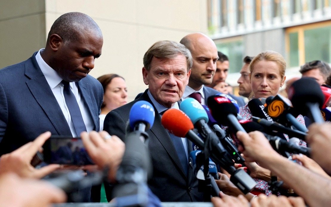 European Officials Urge Iran To Stay Engaged In Diplomacy As Israeli Attacks Continue