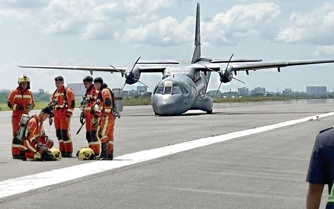 RMAF Aircraft Incident: CN-235 Experienced Nose Landing Gear Issue
