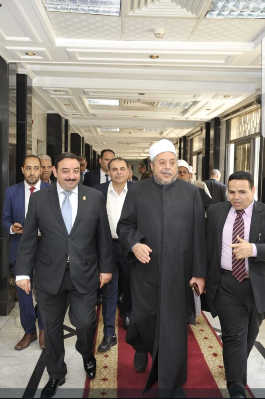الأزهر الشريف والاتحاد المصري للتنمية الذهنية يحتفلان بتخريج 300 مدرب