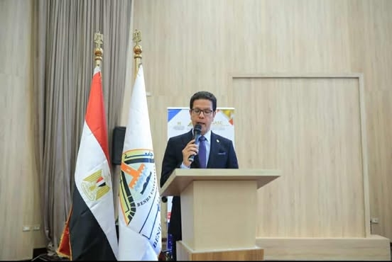 الجيزاوي يشهد المؤتمر الرابع لطلاب الدراسات العليا في العلوم التطبيقية بجامعة بنها