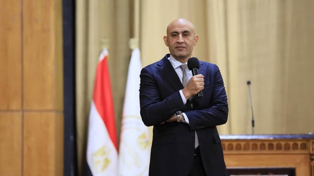 وزير التعليم يشدد على انضباط الامتحانات ويعلن استحداث وحدات للجودة في المديريات
