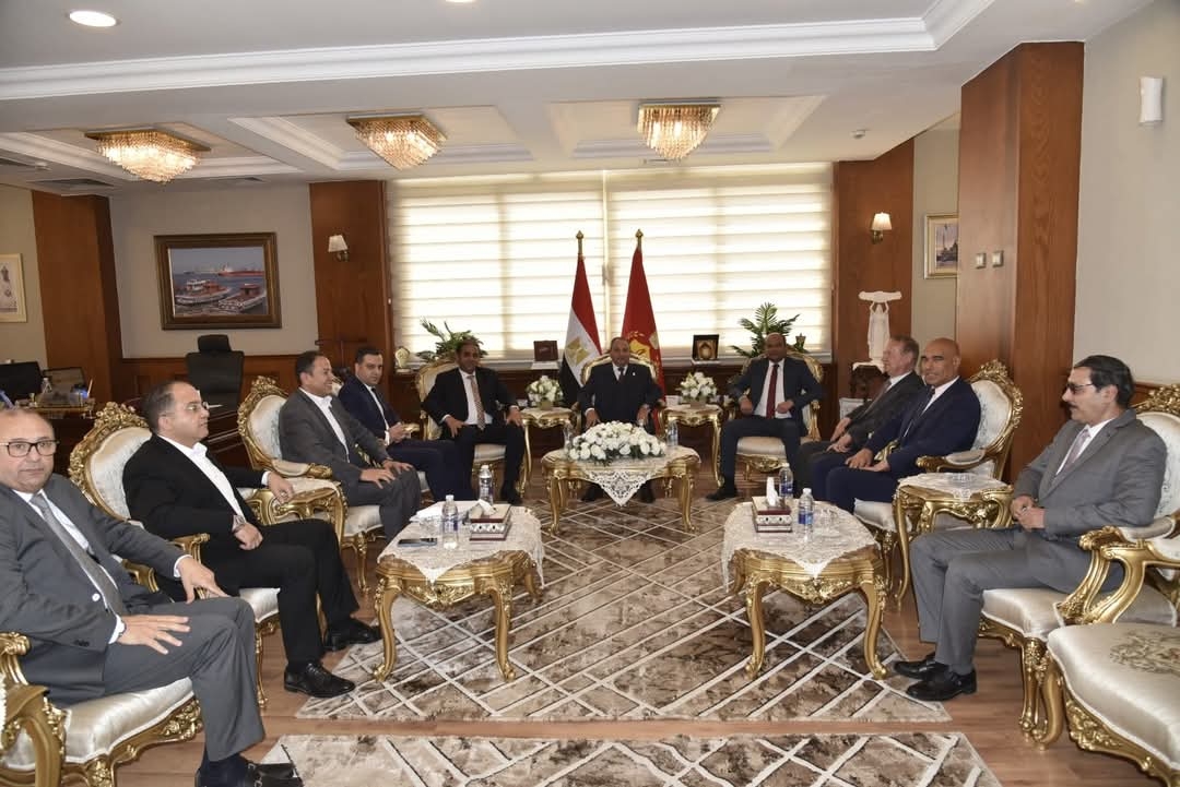 محافظ بورسعيد يفتتح الدورة ال(11) لمؤتمر البورصة للتنمية