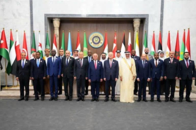 القمة العربية في بغداد تؤكد رفض تهجير الفلسطينيين وتدعو لإعادة إعمار غزة