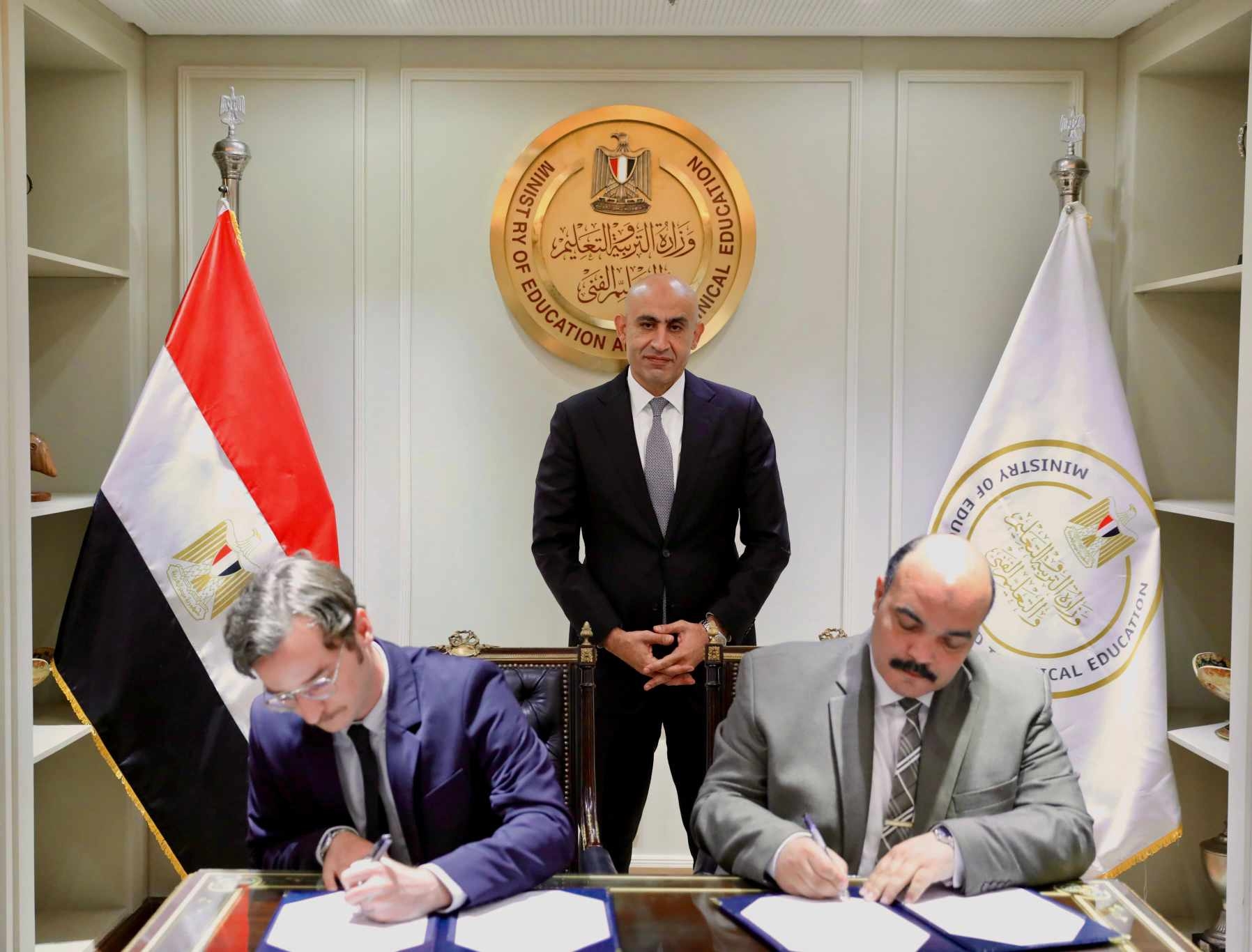 وزير التعليم يعلن إعادة إطلاق اختبار 'SAT' رسميًا في مصر بداية من يونيو 2025
