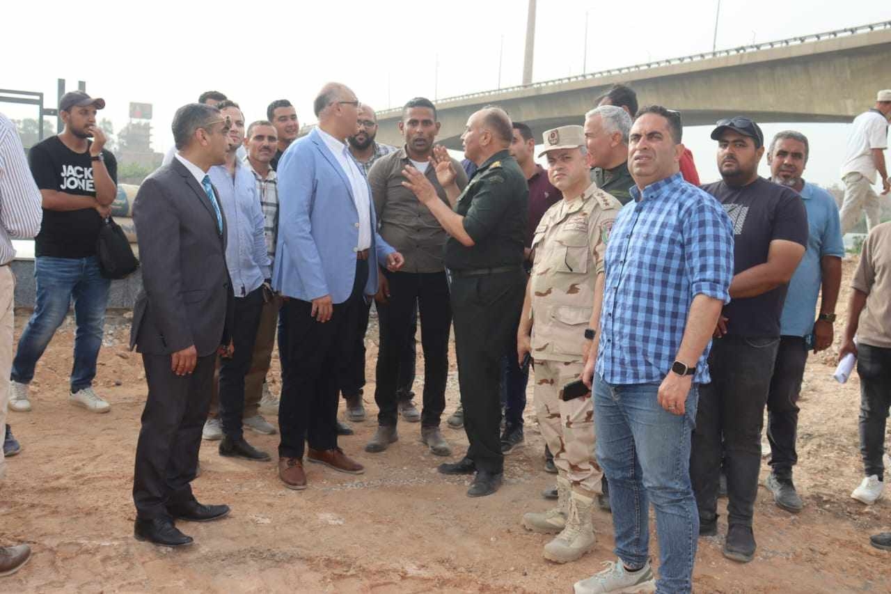 عطيه يتفقد أعمال إنشاء نادى المدنيين والعسكرين ببنها