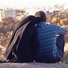 ما حكم الزوجة التي تنادي زوجها باسمه مجردا؟