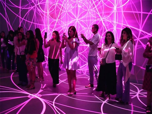DLF Malls X The Legends Immersive Cinema Hosts a Stunning Debut of Leonardo da Vinci & Vincent Van Gogh's Immersive Art Showcase