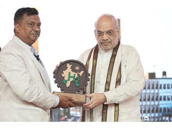 Hon'ble Home Minister Shri Amit Shah Visits Greenzo Energy, Applauds Pioneering Work in Green Hydrogen