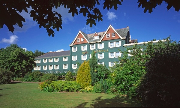 Hotel Launches Mid Wales Corporate Wellbeing and Team-Building Retreats