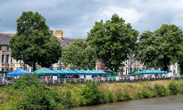 Cardiff's Farmers Markets Shortlisted for UK's Organic Market