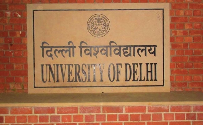 Protests Over Denial Of Admit Cards Over Low Attendance Delays Delhi University Law Exam