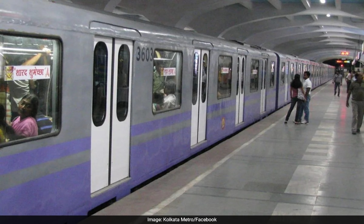 Kolkata Metro Passengers To Be Fined For Crossing 'Yellow Line' On Platforms