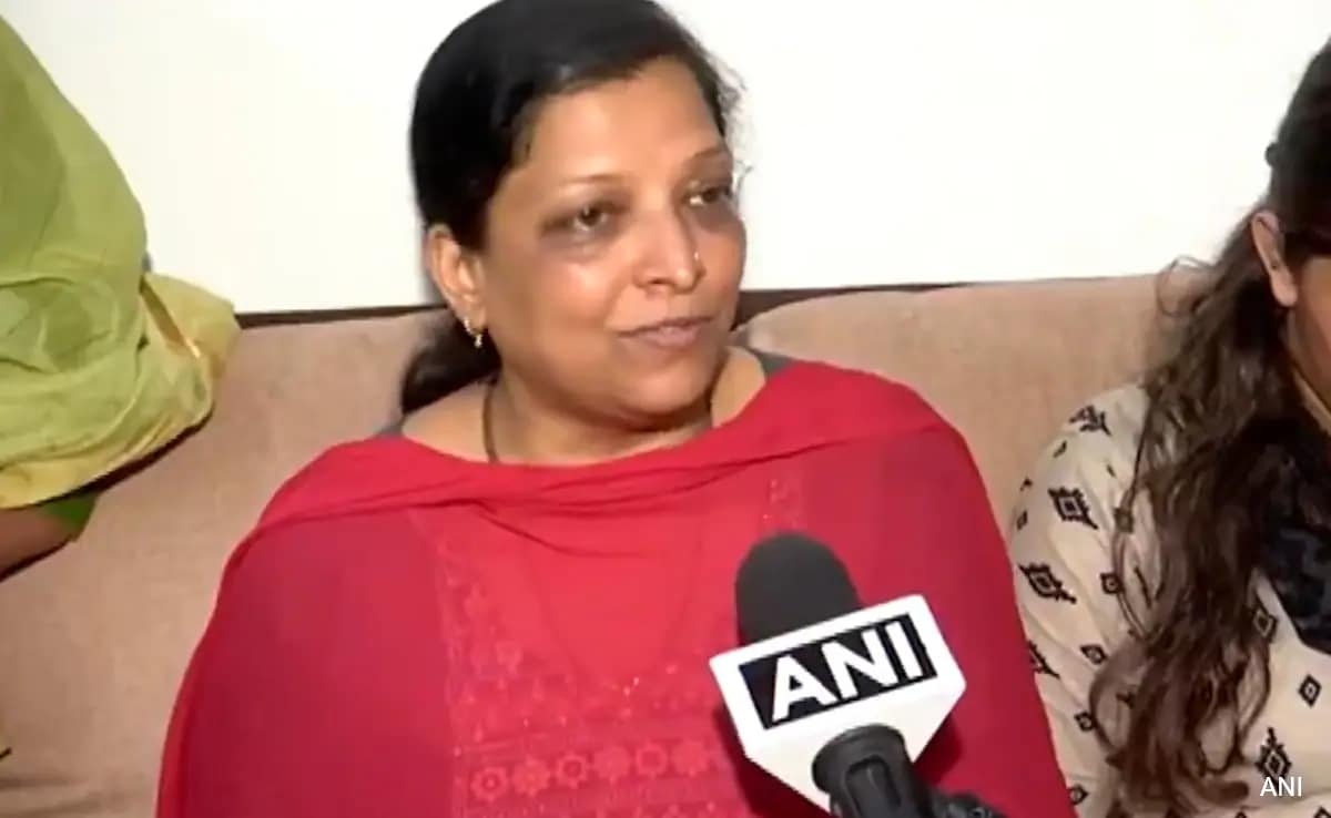 "Don't Politicise, Play With Our Emotions": Pahalgam Terror Attack Victim's Wife