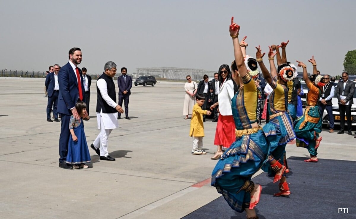 JD Vance In Jaipur Today, Welcome By Elephants, Amer Fort Visit Lined Up