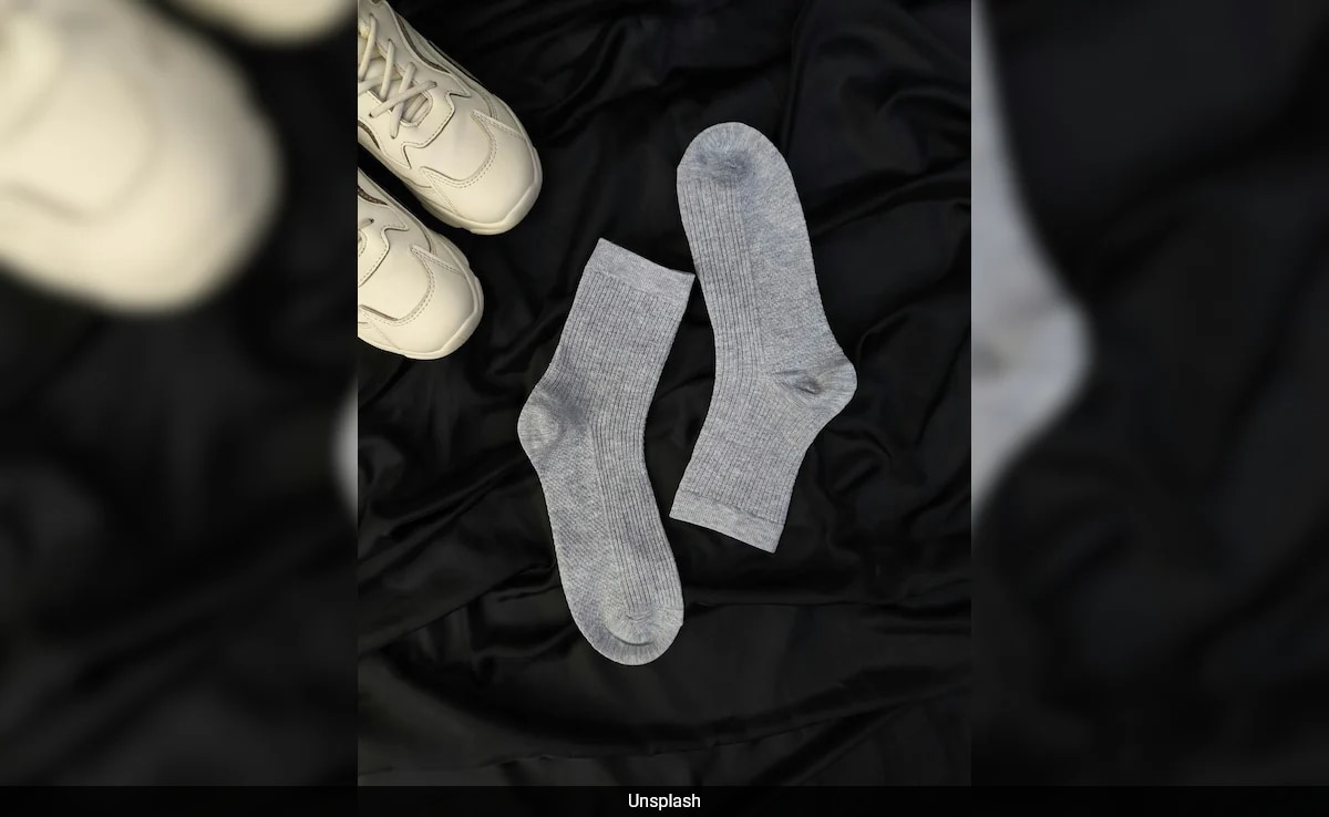 Chinese Man Develops Fungal Infection In Lungs After Sniffing His Dirty Socks Every Day