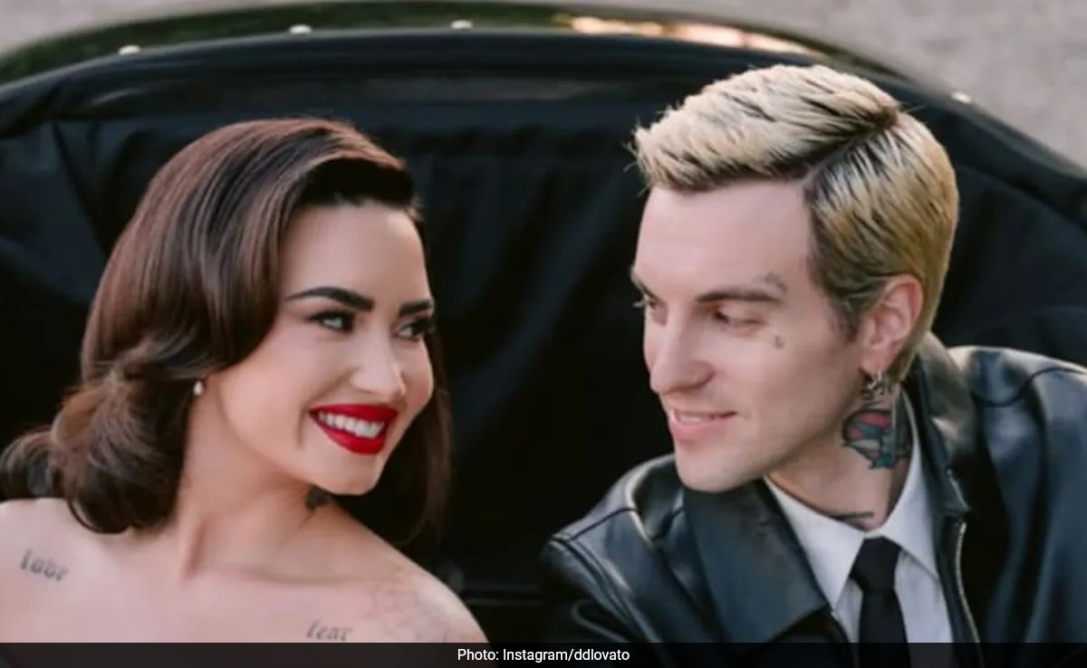 Demi Lovato's Wedding Dress: Five Fittings, Pearl Silk, And A Touch Of Corset Magic