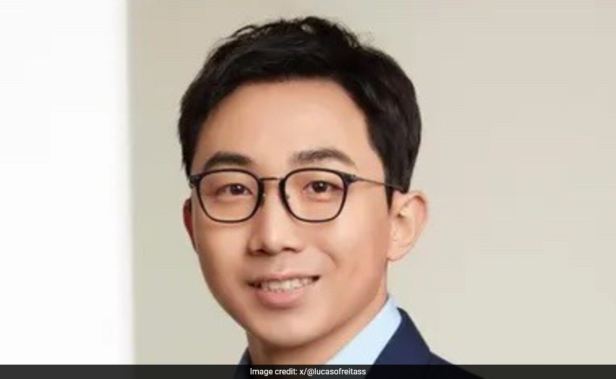 This 38-Year-Old Chinese CEO Added $1.6 Billion To His Fortune In A Day, All Thanks To A Viral Doll