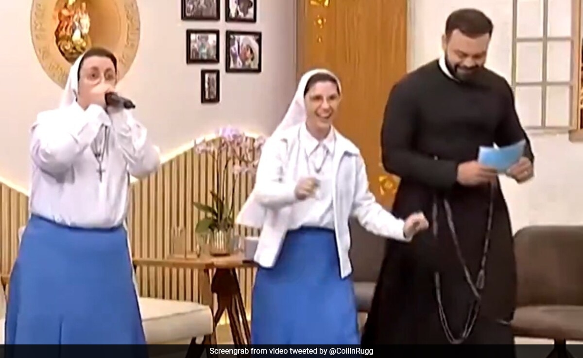 Brazilian Nuns' Impromptu Beatbox And Dance Session On Catholic TV Is Viral